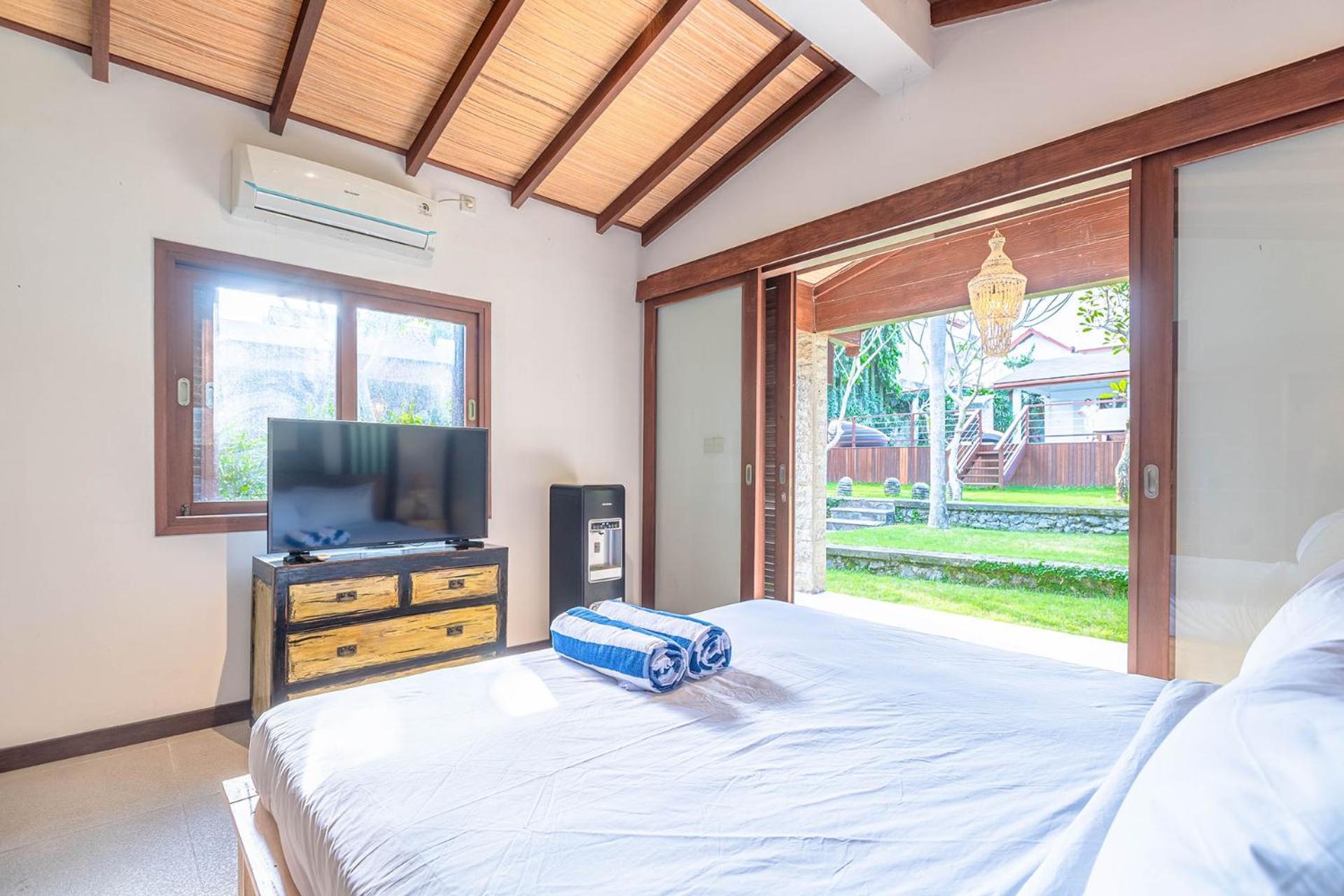 Resort Style Living - La Casa De La Villa - 5 Bedrooms เกอโรโบกัน ภายนอก รูปภาพ